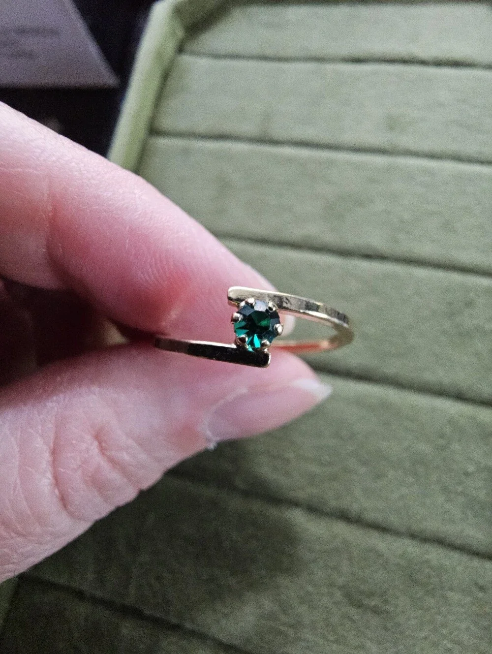 Vintage Avon Ring Size 7